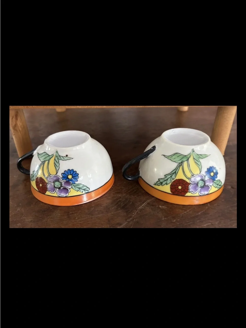 Chikatamachi Tea Pot, Creamer, Saucer And Bread Plates,Tea Cups Made In Japan HP